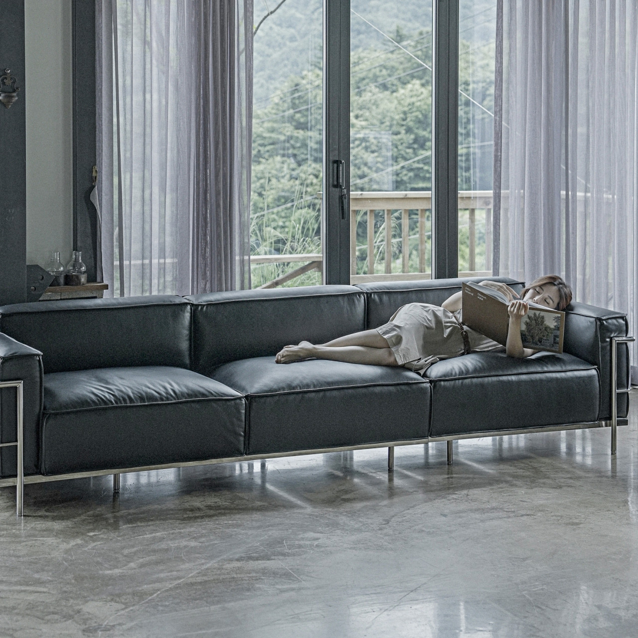 수아브 FLORA 르코르뷔지에 4인 통가죽 쇼파 LC3 천연 면피 가죽소파