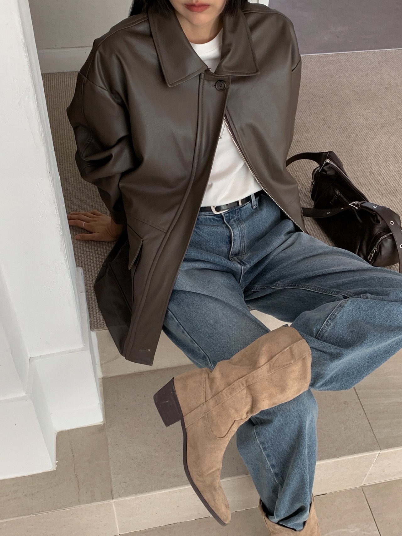 오버무드 여성 가을 오버핏 레더 카라 지퍼 가죽 점퍼 미디 포켓 자켓 2color