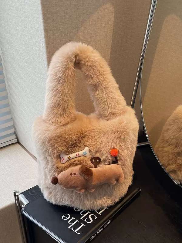 겨울 털가방 페이크퍼 밍크가방 토트백 강아지와펜장식 - 상세 이미지 2