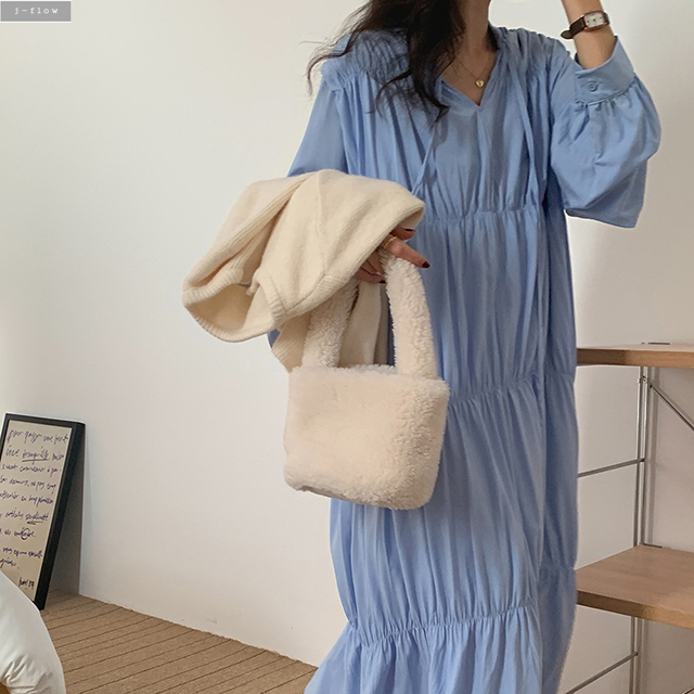 터블 실키 오버핏 밴딩 맥시 롱원피스 2color 가을 봄 루즈핏 브이넥 셔링 제이플로우 이미지 2