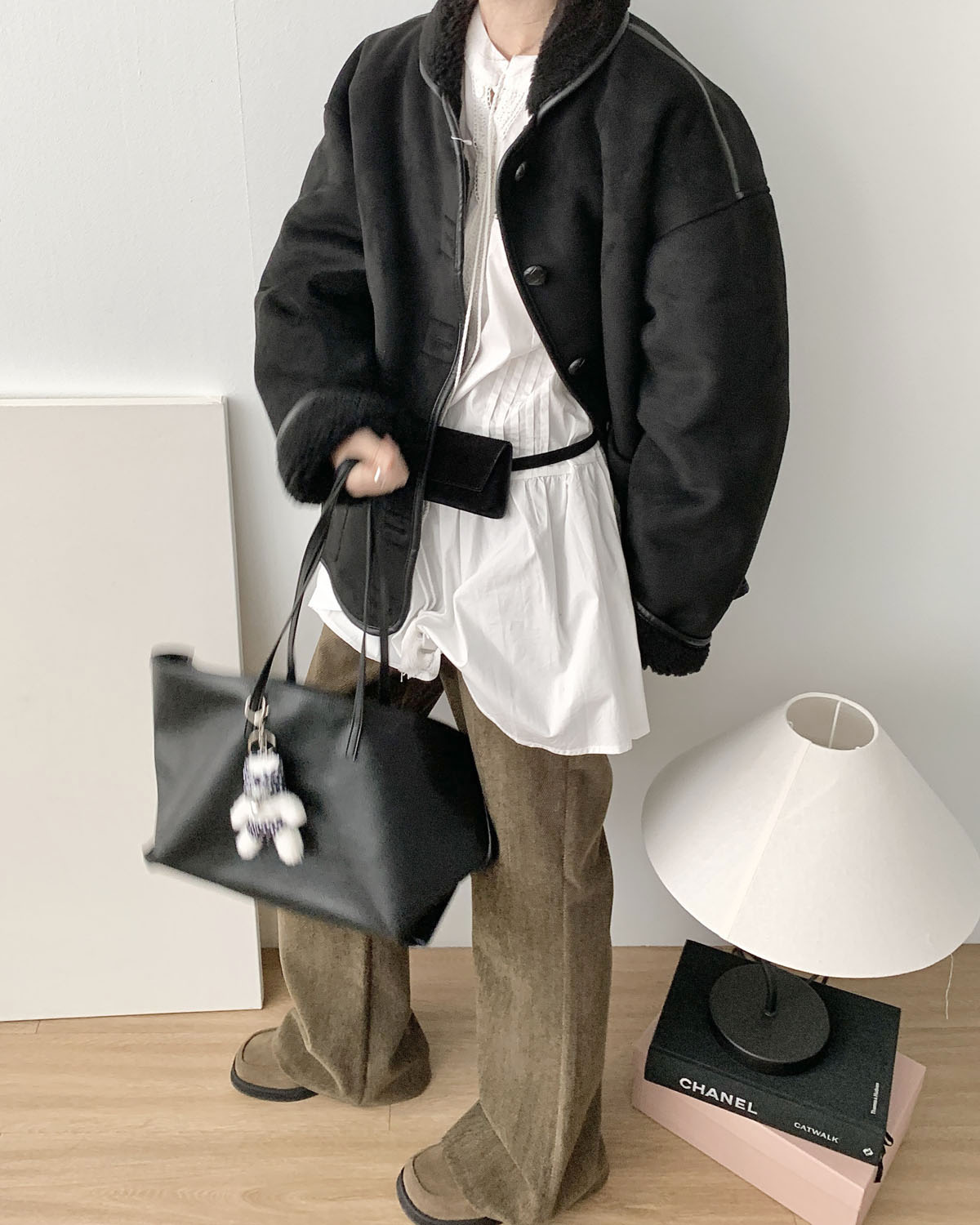 벨라 미니 원피스 자수 셔링 A라인 코튼 퍼프 블라우스 드레스 웨어링무드 (화이트) - 상세 이미지 5