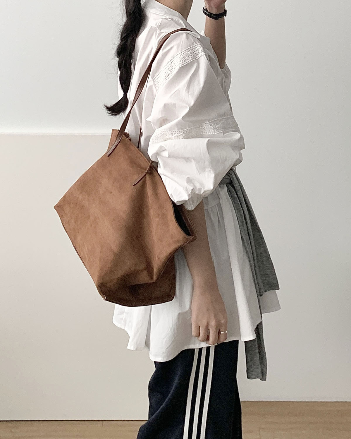 벨라 미니 원피스 자수 셔링 A라인 코튼 퍼프 블라우스 드레스 웨어링무드 (화이트) 이미지 7