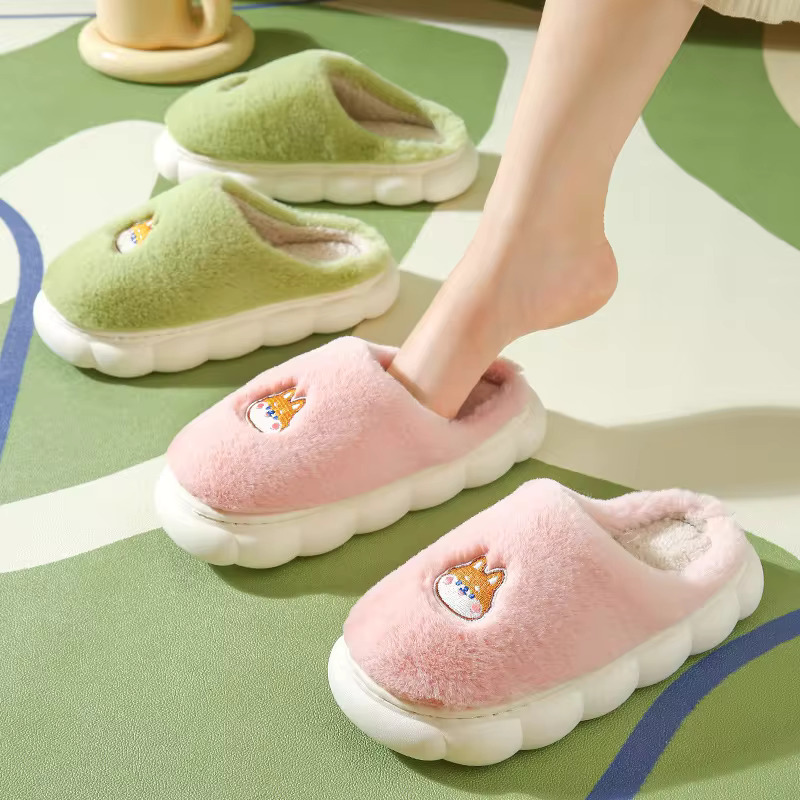 겨울 실내화 거실화 슬리퍼 남성용 실내 바닥 미끄럼 방지 슬라이드 밑창 푹신한 침실 남성 홈 캐주얼 코튼 신발 신상 : 마마컴