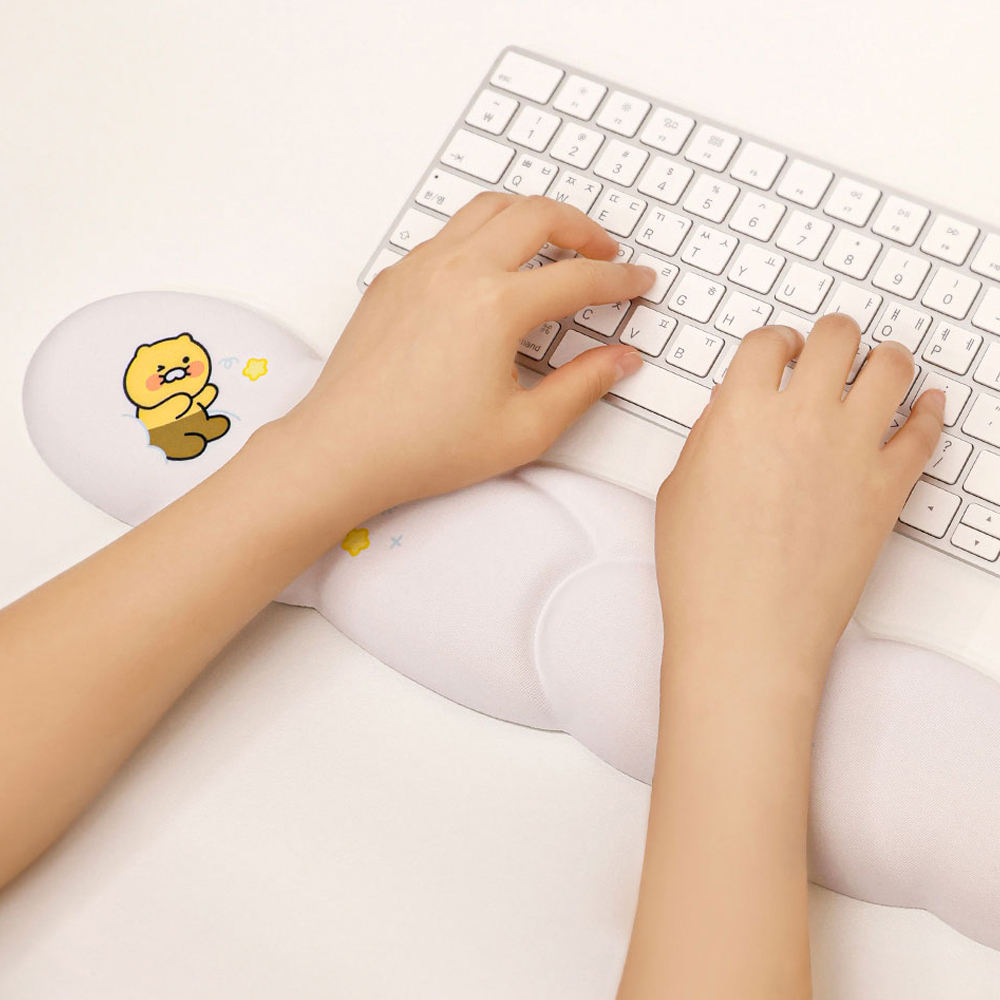카카오 프렌즈 뭉게구름 춘식이 메모리폼 키보드 팜레스트 손목받침대 손목 받침 쿠션 - 상품 이미지