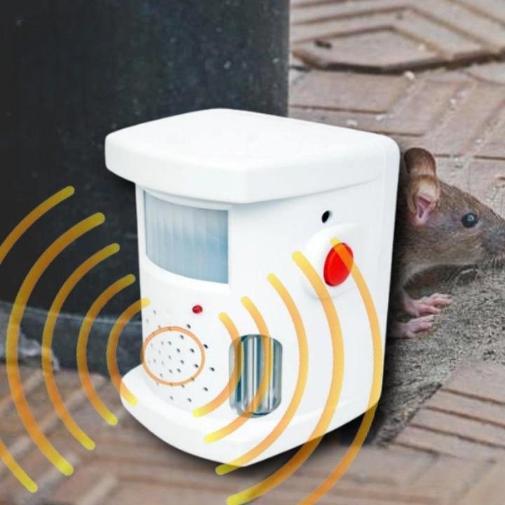 쥐 퇴치기 다람쥐 천장 쥐 쫓는 초음파 퇴치기 배터리 제품 이미지