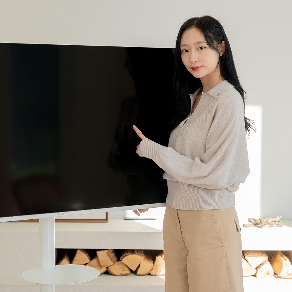 무빙큐빅스 삼탠바이미 화이트에디션 127cm(50인치) QLED 4K UHD 스마트티비 셋트 이동식 TV 삼텐 중소바이미