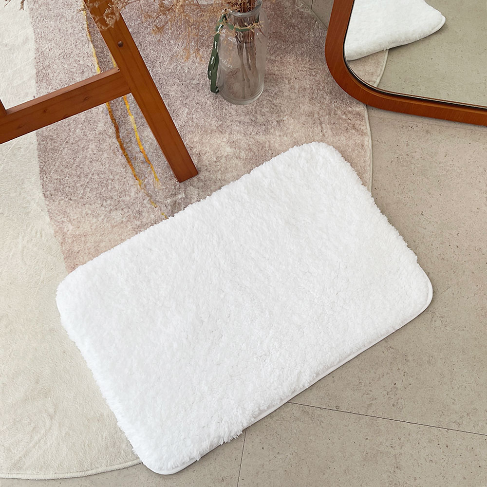 사라하우스 푹신푹신한 화이트 발매트