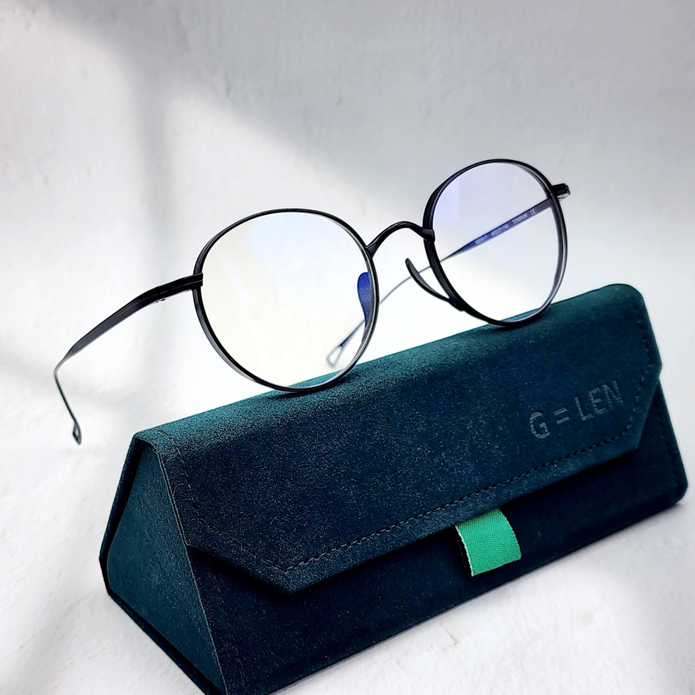 티타늄 안경테 긱시크 돋보기 코받침없는 블루라이트 안경 남자 여자 일본 명품