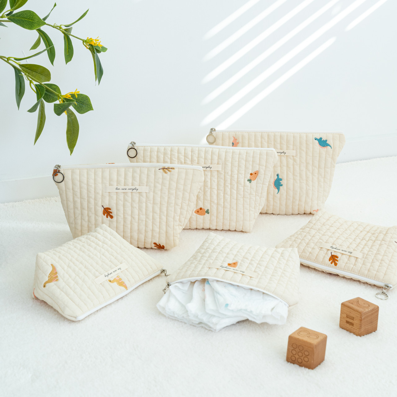 마롤로뜨 누빔면 아기 기저귀 화장품 파우치 아이보리 S 21x13