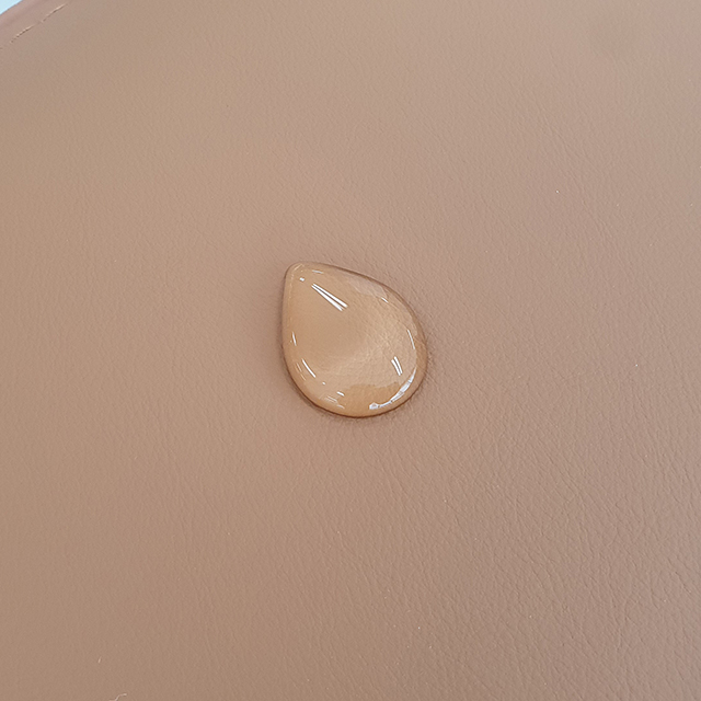 스코나 이튼스 구스 실리콘레더 가죽 4인 제로월 전동 리클라이너 소파