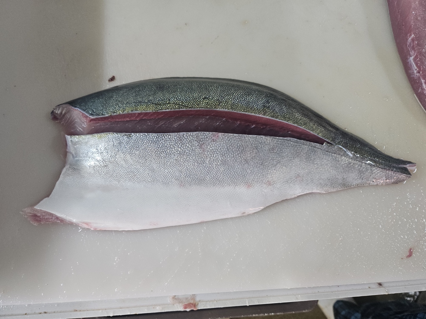 통영 자연산 방어회 300g 손질 필렛스킨포장쌈채소삼둥이초장 - 상세 이미지 3