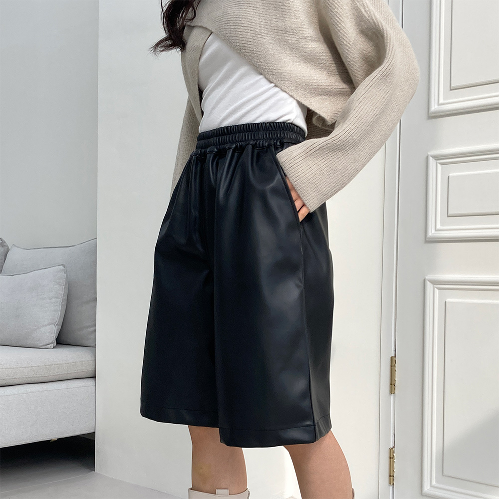 레더 미디 5부 팬츠 와이드 밴딩 기모 반바지 - 상세 이미지 4