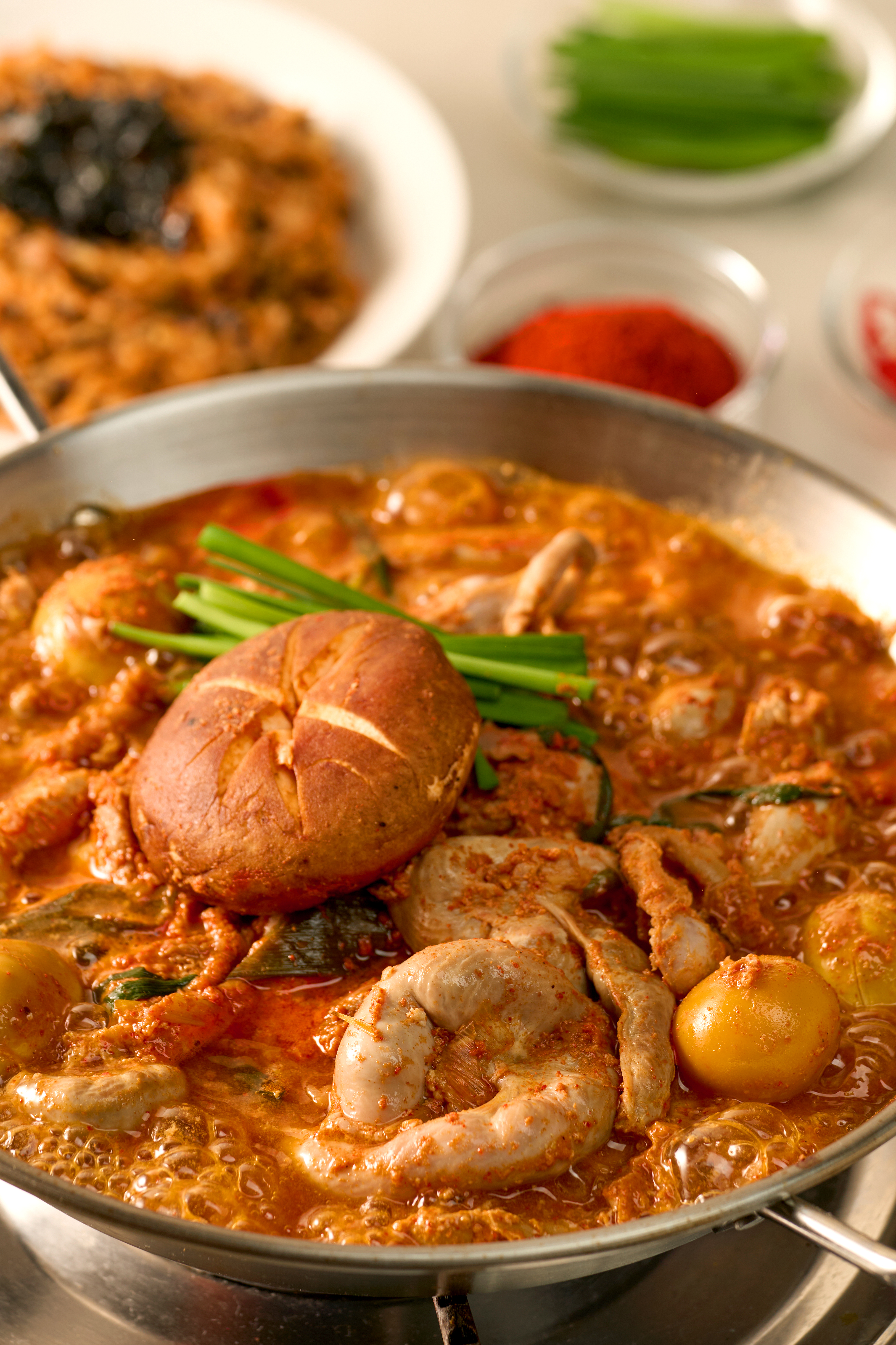 닭 내장탕 700g(2,3인분) 내장 전골 곱창 알집 알탕 찌게 국물 간편식 밀키트 야식 - 상세 이미지 3