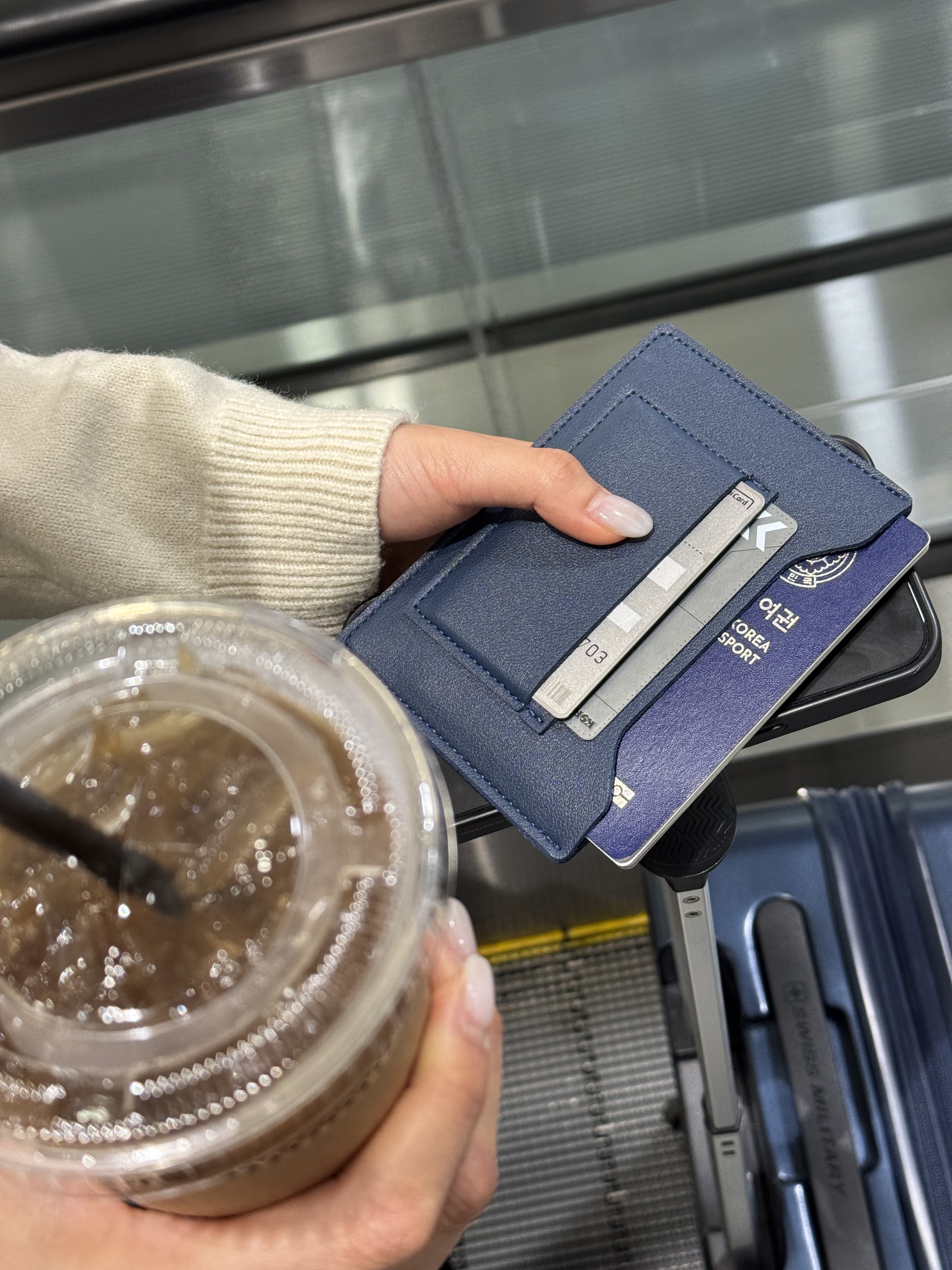 퍼시픽데이 안티스키밍 여권케이스 RFID 차단 슬리브형 지갑 - 상세 이미지 4