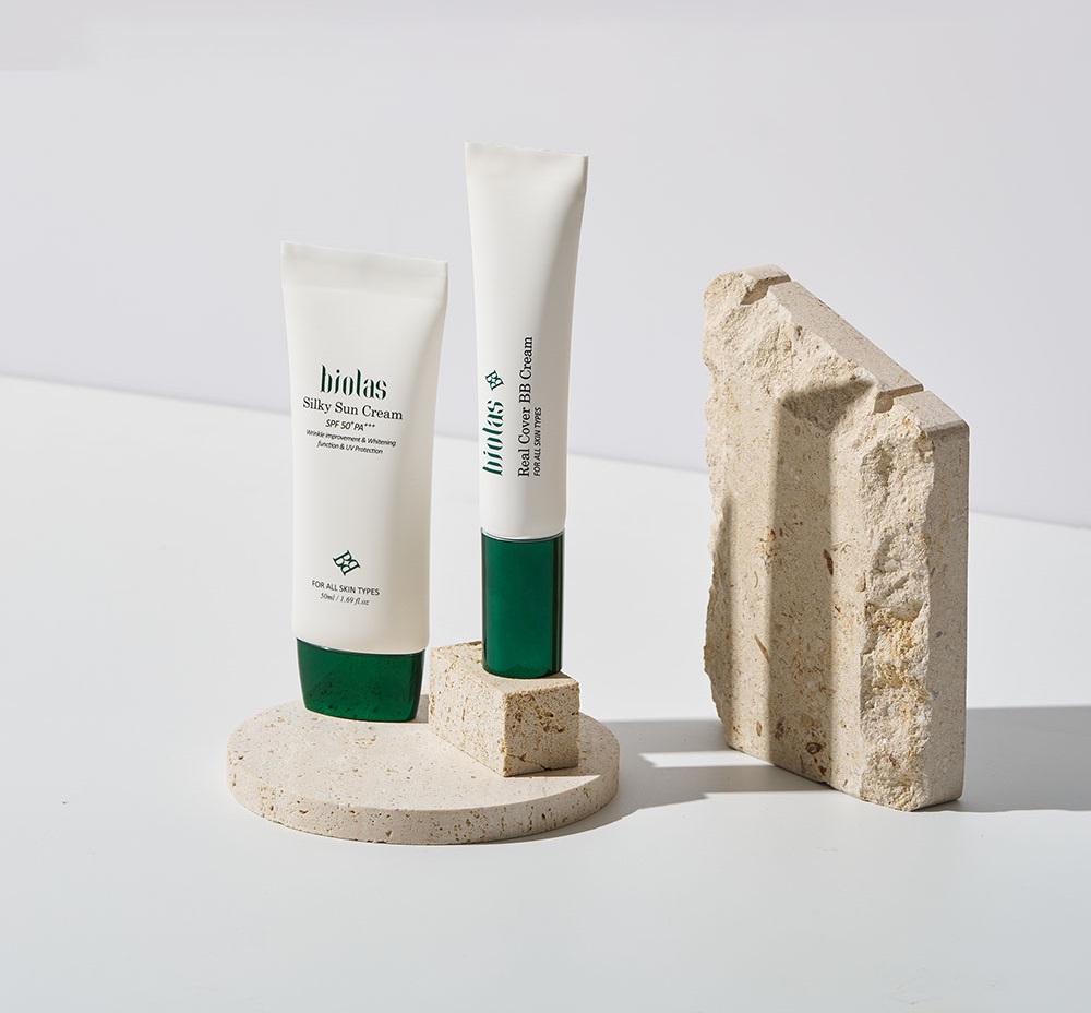 [비올라스]실키선크림 SPF50+PA++++50ml/대마햄프,대마엑소좀,특허탄성리포좀,NMN역노화성분,자외선차단,피부보호,피부침착과검은버섯도제거해주는 기적의화장품 - 상세 이미지 2