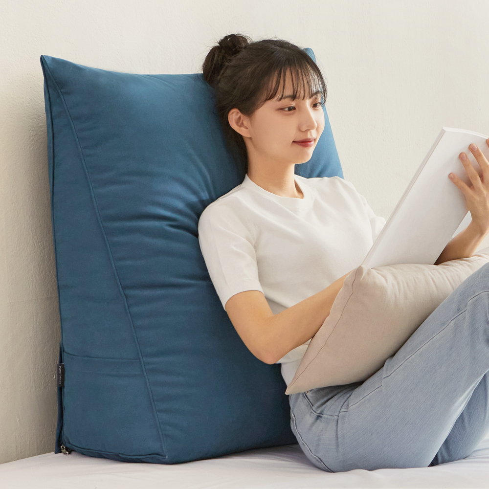 삼각 등받이쿠션 쇼파 대형 침대 허리 중형