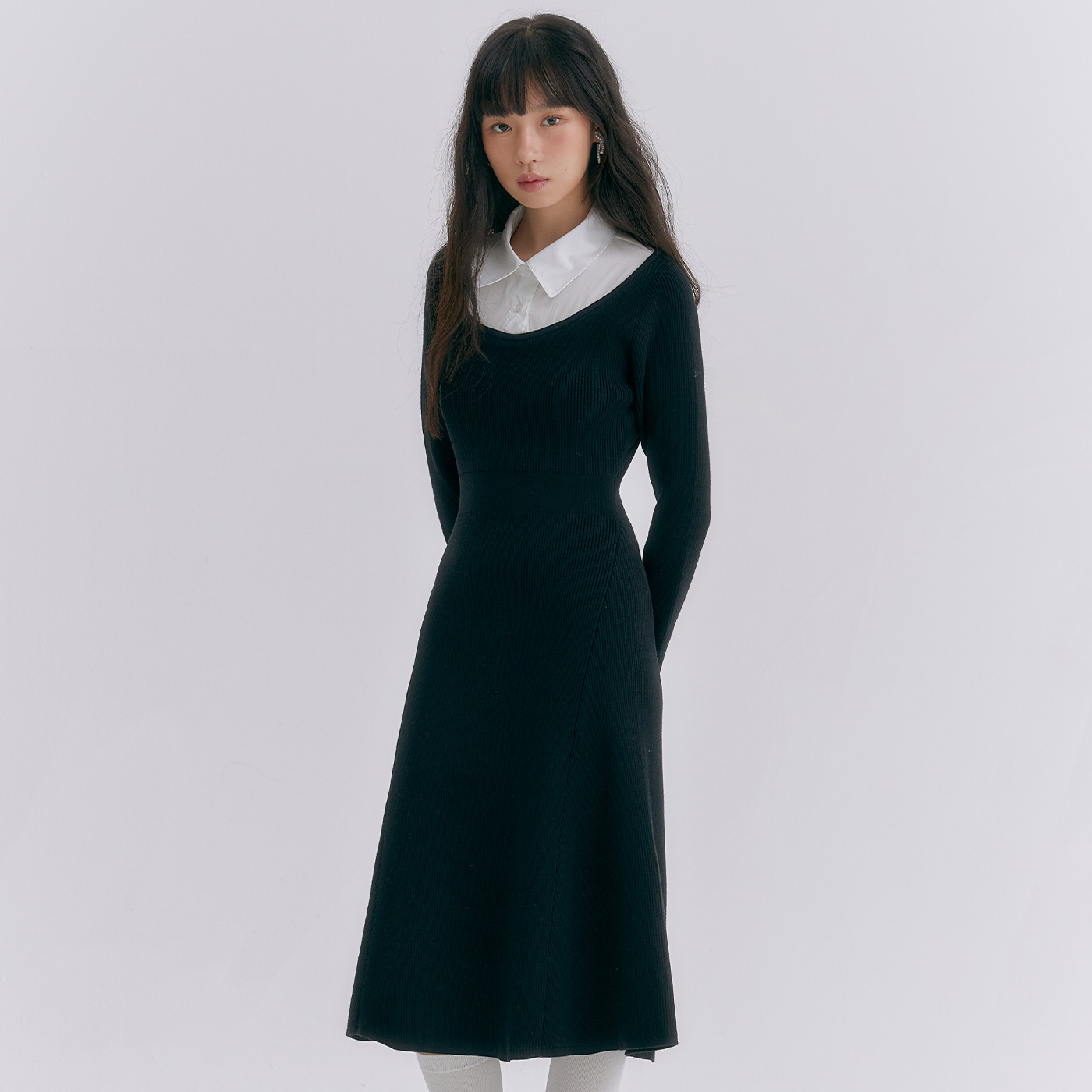 로엠 우븐매칭 니트 원피스 RMOKE4TR12 - 상품 이미지