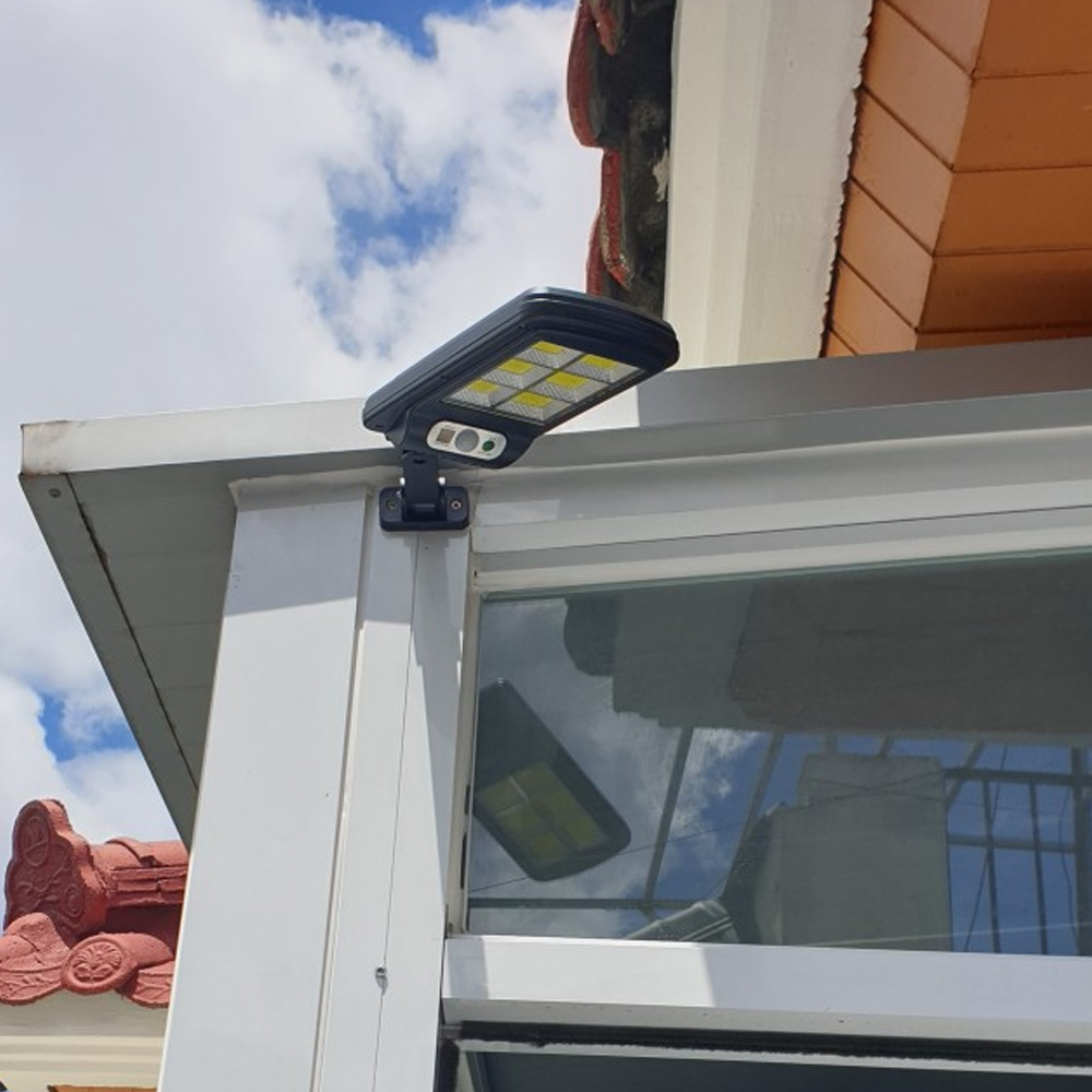 솔라콤 태양광 센서등 조명 태양열 정원등 LED