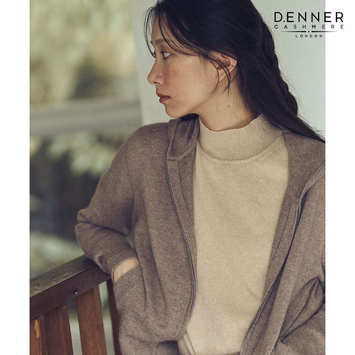 [신세계단독]   데너  몽골리안  캐시미어100 포비 후드 집업 자켓