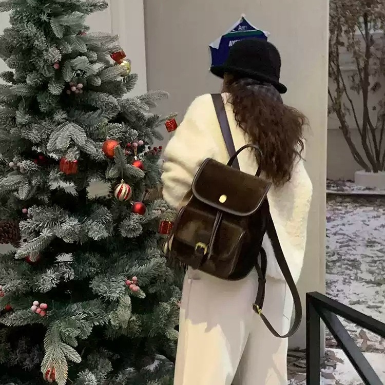강한나 백팩 가방 인스타그램 캐주얼 데일리 의상 옷 패션 - 상품 이미지