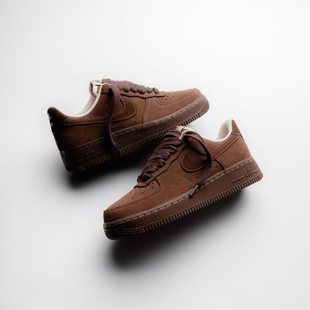 매장판 나이키 에어 포스 1 07 카카오 와우 브라운 FQ8901-259