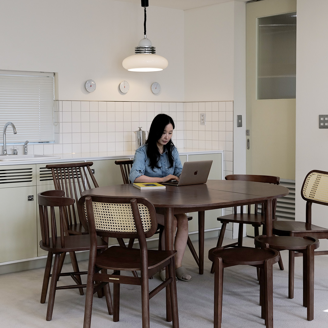 자야캠핑 포르보 월넛 원목 확장형 원형 1200 1500 식탁 테이블