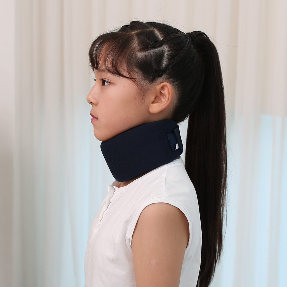 어린이 목보호대 키즈 목 부목 의료용 의료기기 경추 지지대 견인기 - 상품 이미지