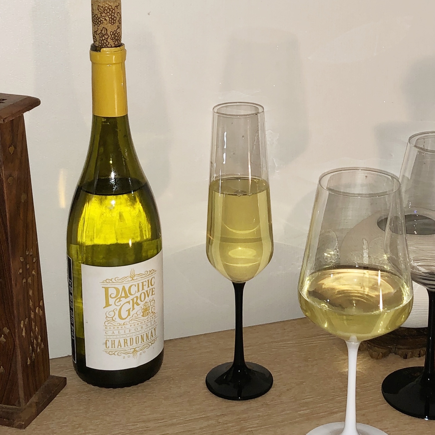 보헤미아 크리스탈 블랙 와인잔 200ml 프리미엄 고급 글라스 다이닝