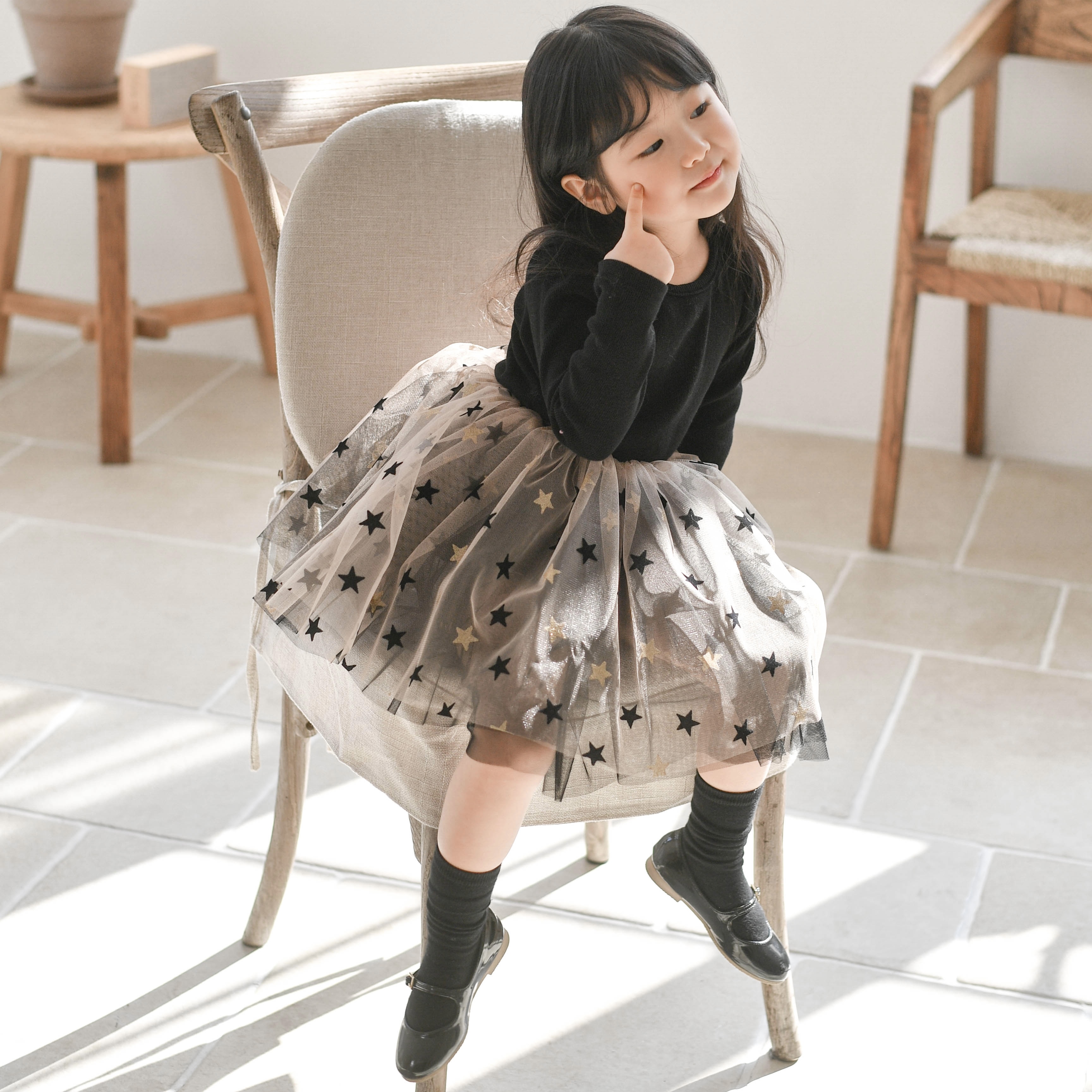 끌레르 별 튜튜 샤 원피스 여아 아동 블랙 아이보리 보통핏 할로윈 망사 마녀 속기모