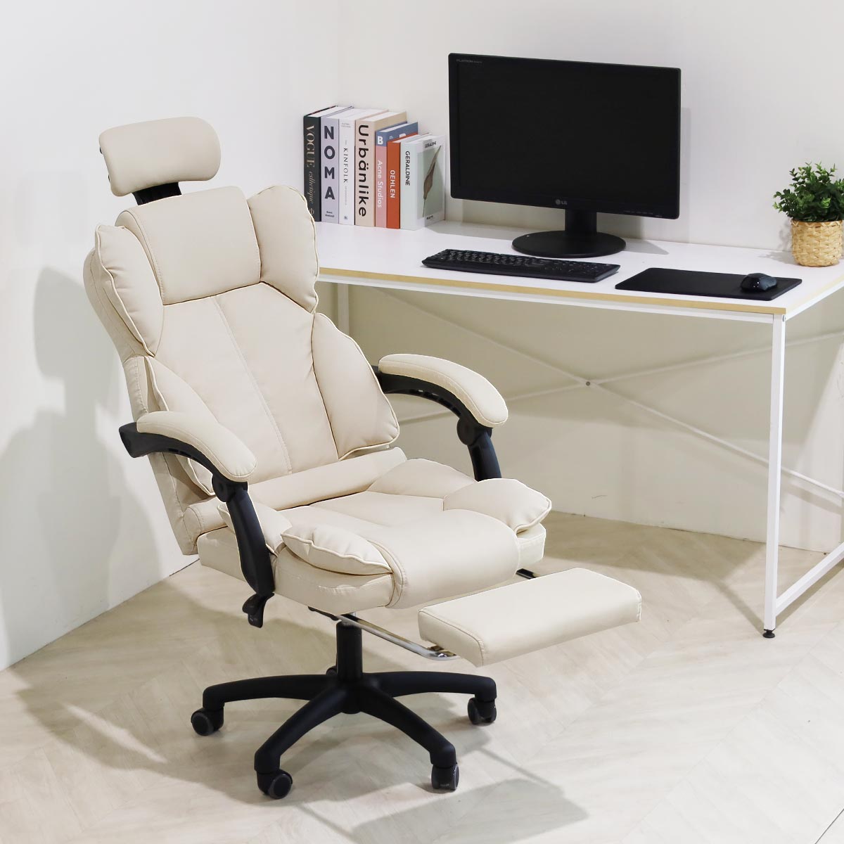 일루일루 미니 타이탄 컴퓨터 게이밍의자 사무용 학생용 리클라이너 발받침포함