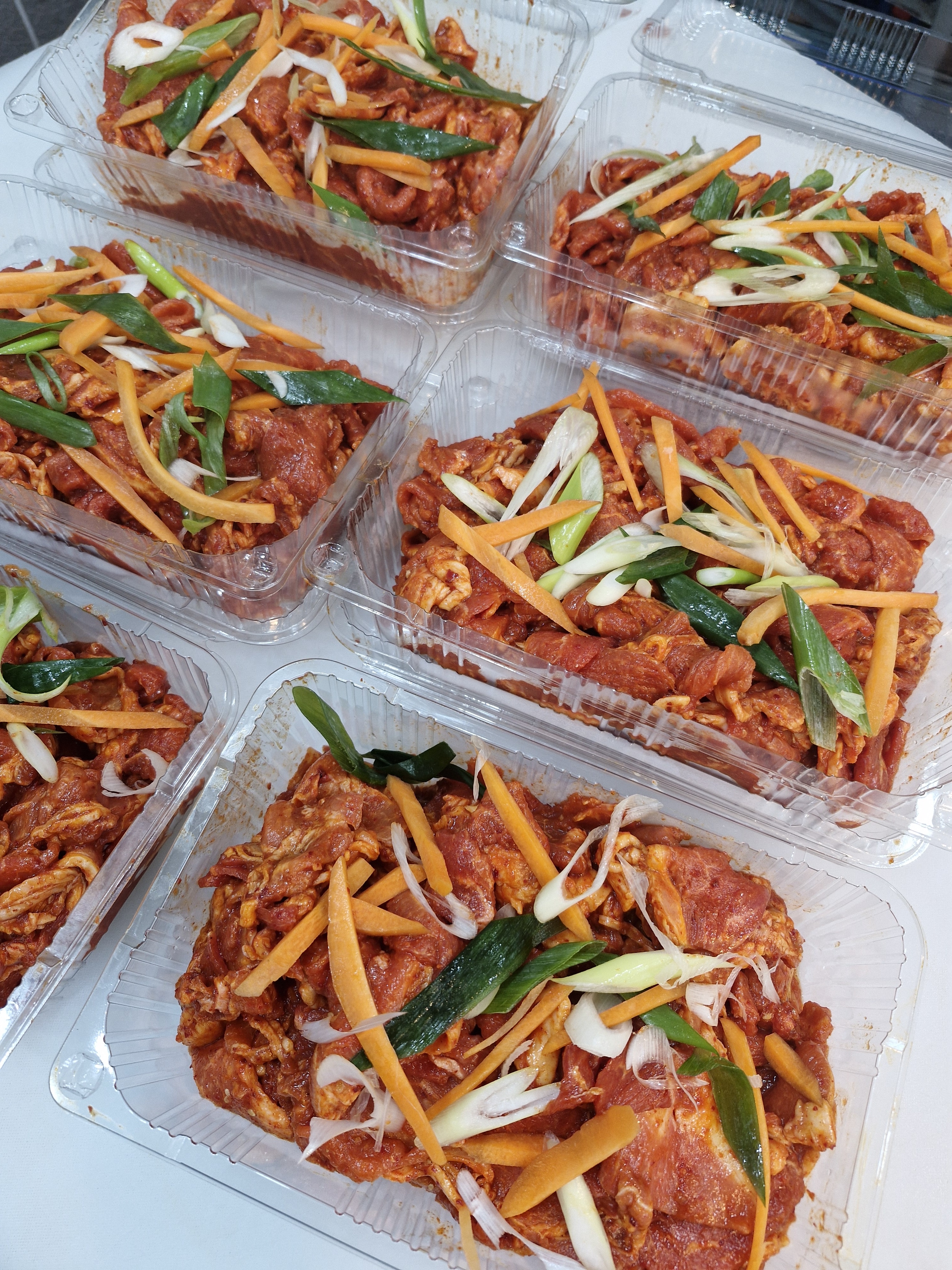 한우대학 엄선한 고추장양념주물럭 1.2kg 2근 목전지사용 제육볶음 돼지불고기 두루치기 이미지 7