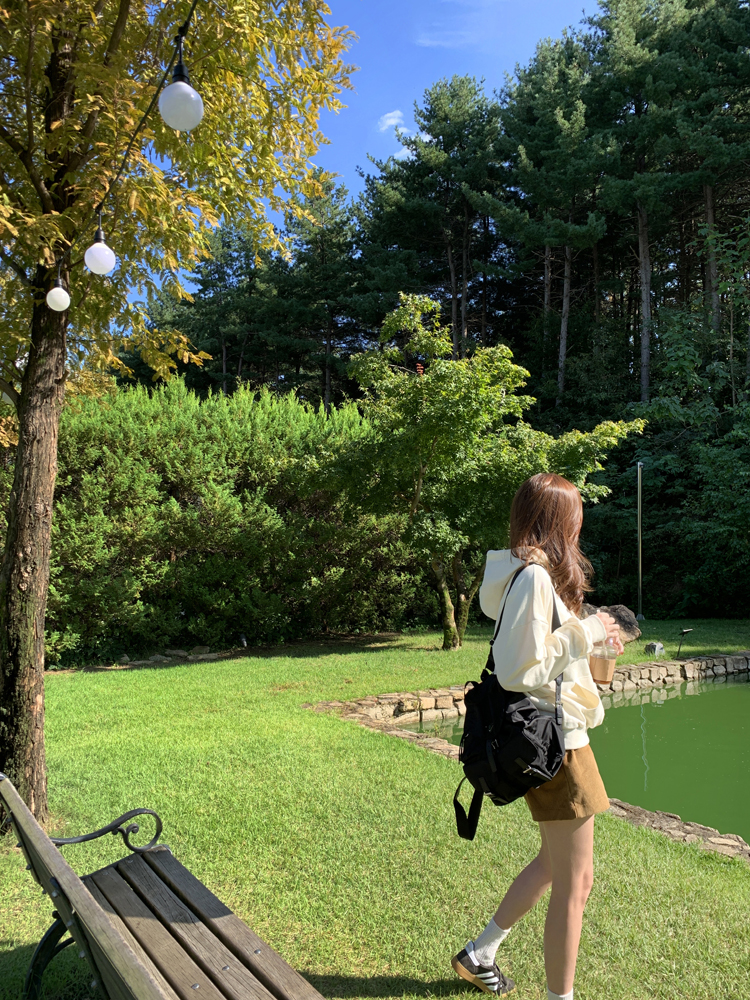 오버핏 산타 모니카 자수 레터링 티셔츠 여성 후드티 가을 티셔츠 여자 맨투맨 박스티 - 상세 이미지 4