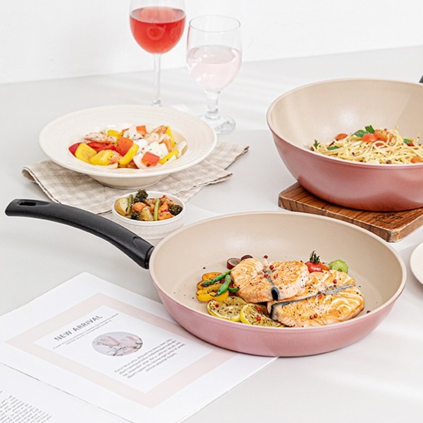 인덕션용 후라이팬 28cm 핑크 칼라 파스텔 후라이팬 인덕션 계란 후라이팬