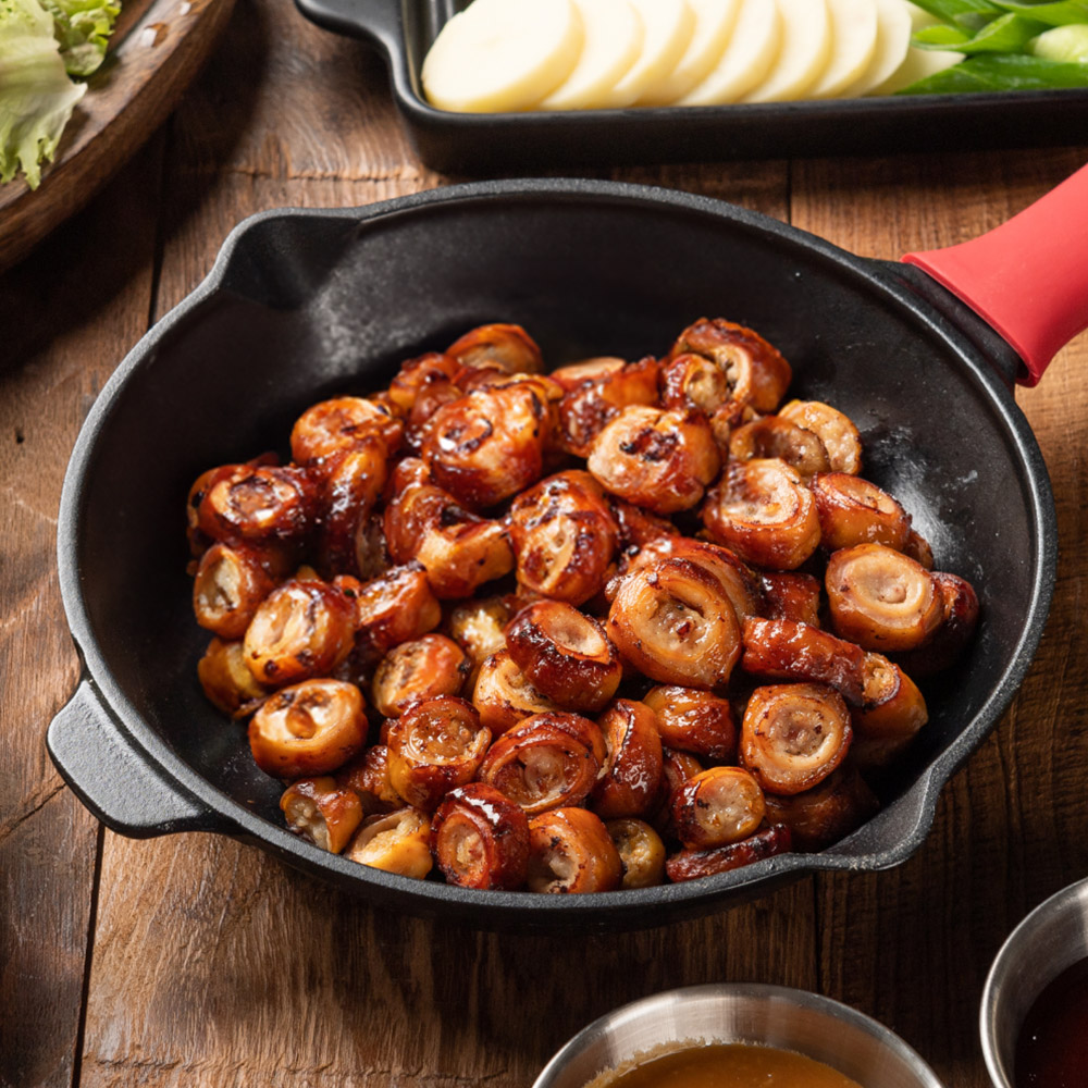 돼지막창 300g 막창 초벌 훈제 캠핑음식 소곱창