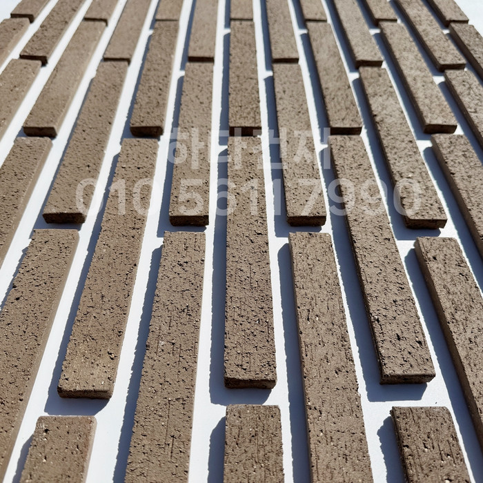 올라운더 점토타일 스틱 (슬림) 240x30x12T 애쉬브라운 / 하다건재