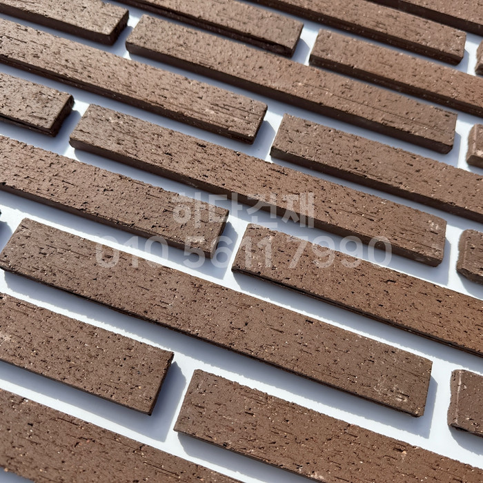 올라운더 점토타일 스틱 (슬림) 240x30x12T 초코브라운 / 하다건재