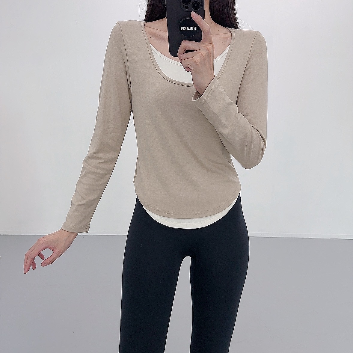 로라벨 엘빈 필라테스복 여성 요가복 필라테스 요가 상의 옷 커버업 운동복 크롭 탑 긴팔 - 상세 이미지 3