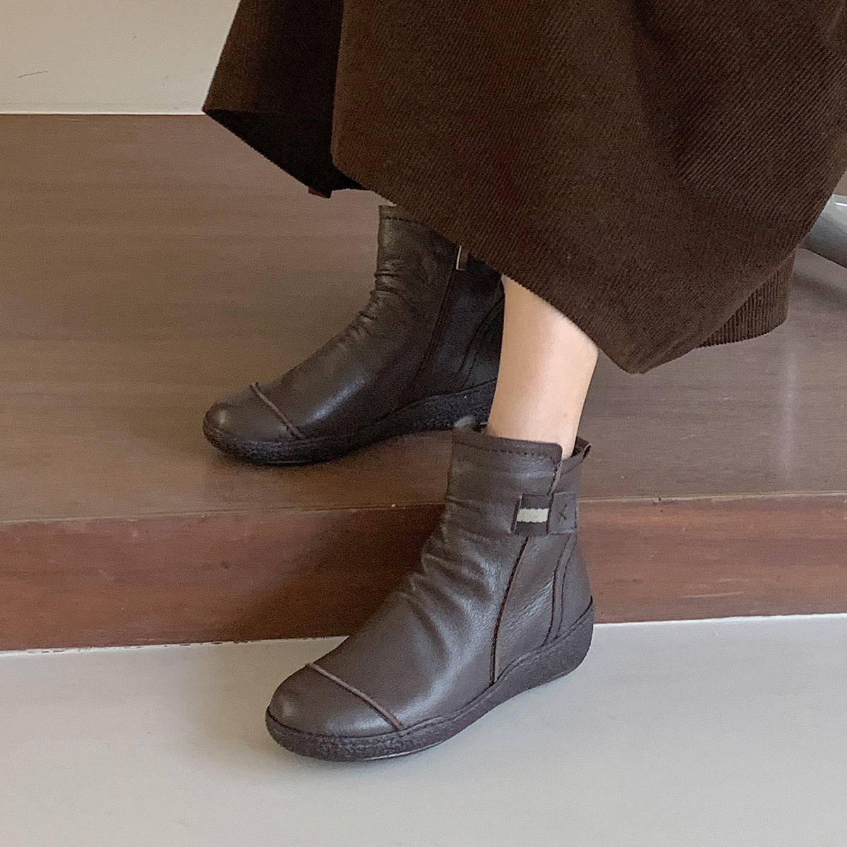 [GISSE 지쎄] 염소가죽 여성수제화 털 기모 통굽 앵클부츠 (260까지 제작) GIS-31232