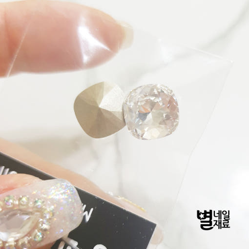 thumbnail-12