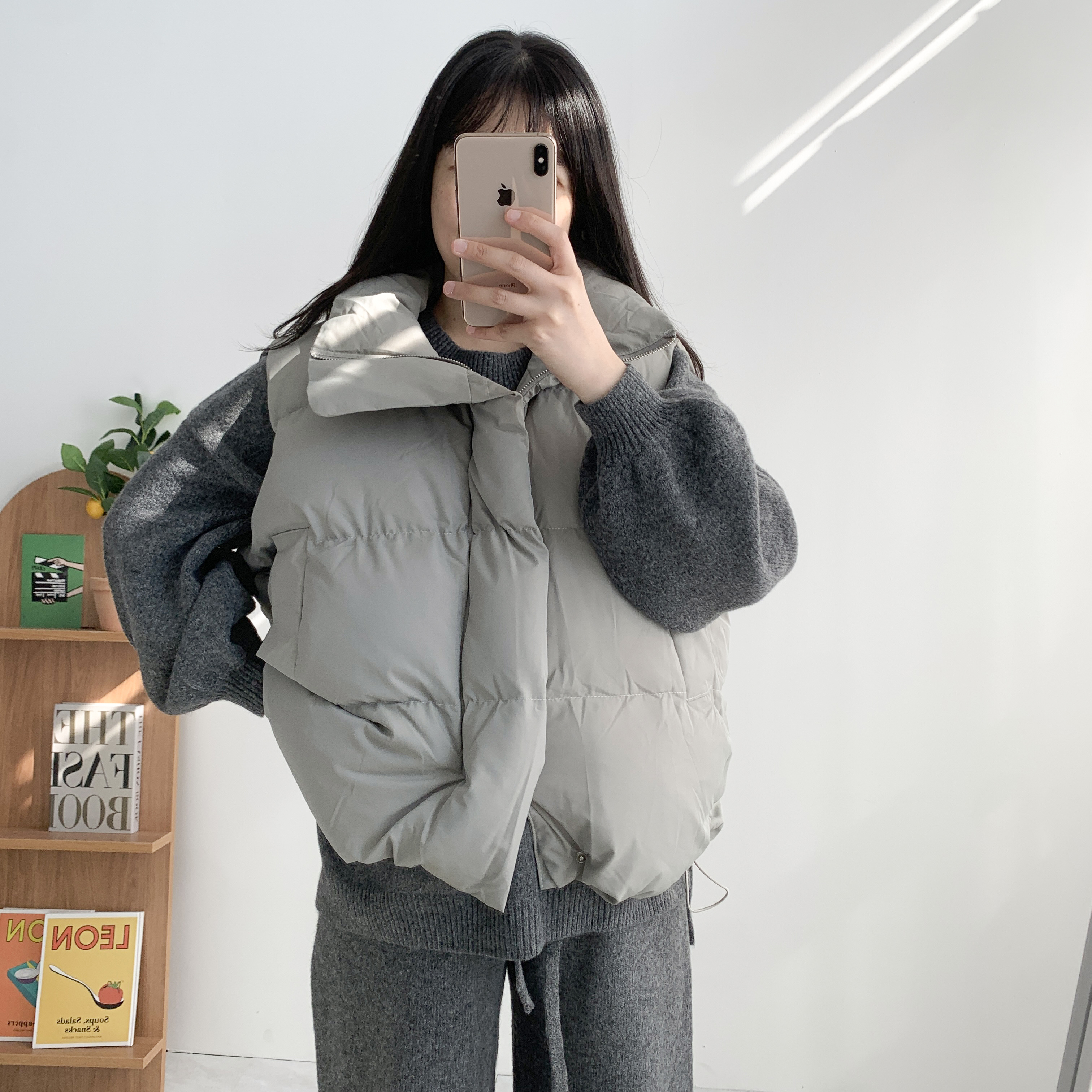 오버핏패딩조끼 스트링 웰론패딩조끼 하이넥 - 상세 이미지 4
