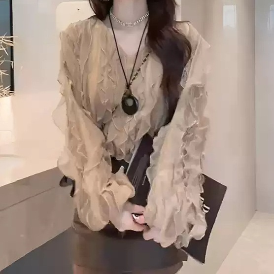 용감무쌍 용수정 109화 지수원 블라우스 셔츠 금한양 페미닌 우아한 의상 옷 패션 - 상품 이미지