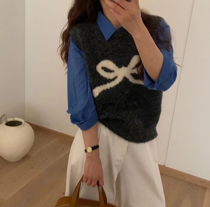 여자여자몰 겨울이너 울 니트조끼 리본 콩단추 가을조끼 캐릭터 체크 밍크퍼베스트 - 상세 이미지 2