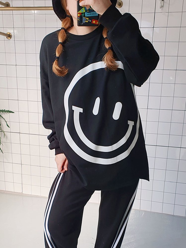 (무배) 남녀공용 스마일 박스 티셔츠 - 상품 이미지