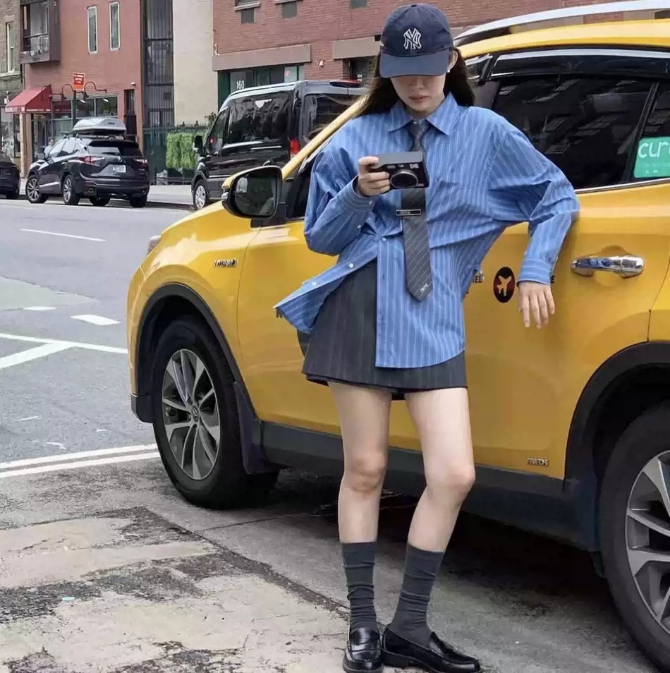 나솔사계 84화 경리 셔츠 블라우스 넥타이 캐주얼 의상 옷 패션 - 메인 이미지