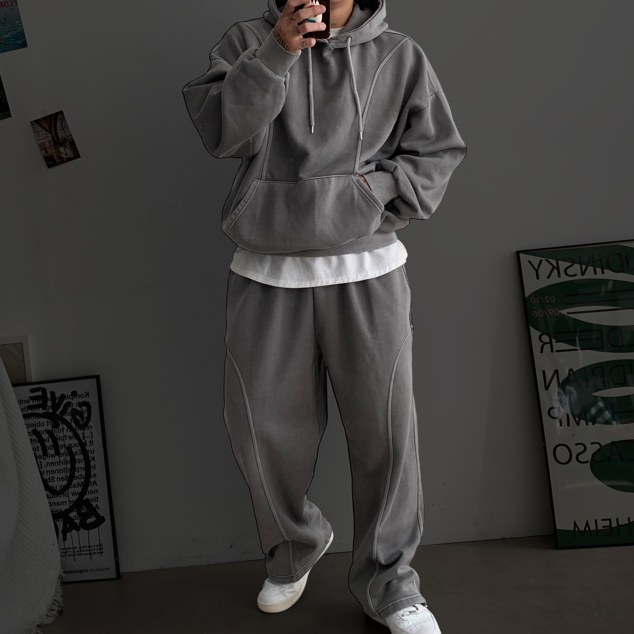 美品Dopple & Scent✳︎Baggy Sweat Shirt /Gray 2color 빅사이즈 피그먼트 와이드 절개 스트링 트레이닝 팬츠 남자 빅
