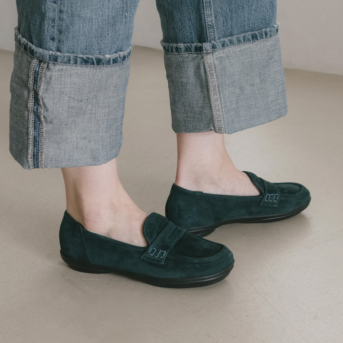 [GISSE 지쎄] 천연가죽 여성수제화 코모 통굽로퍼 GIS-45275