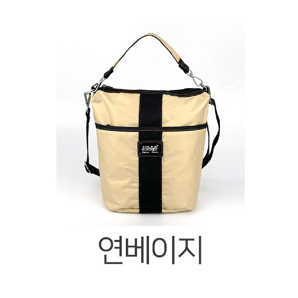 가벼운 캐주얼 크로스백 미디엄 중간사이즈 경량 나일론 천소재 크로스가방 이미지 8
