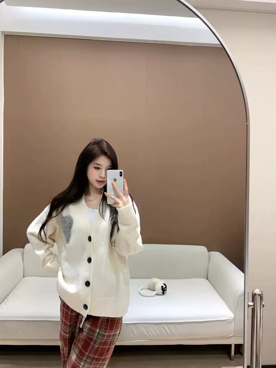 짠한형 한예슬 가디건 긴소매 루즈핏 울 니트 의상 옷 패션 - 상세 이미지 2