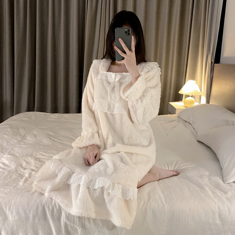 극세사 파자마 프릴 원피스 수면잠옷 홈웨어 잠옷 잠옷원피스 기모잠옷 - 상품 이미지