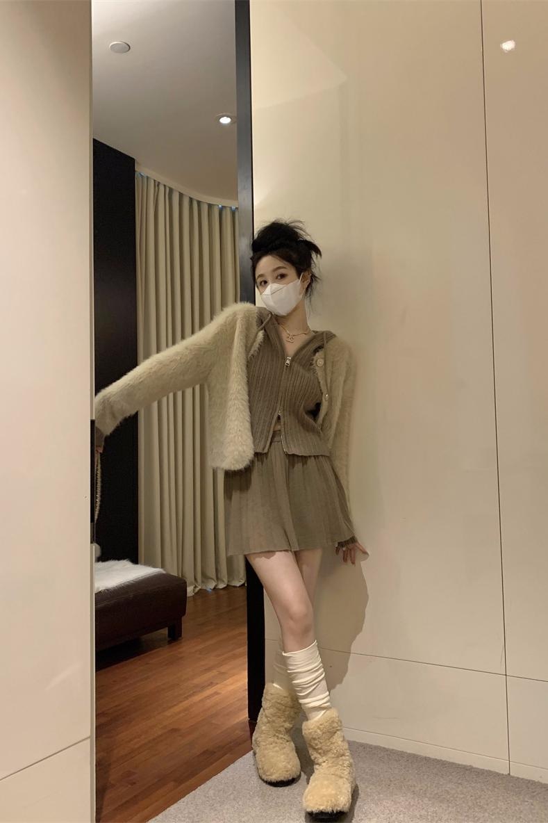 여성 긴팔 탑 후드 플리츠 스커트 퍼 재킷 수입투피스 하이퀄리티 - 상세 이미지 5